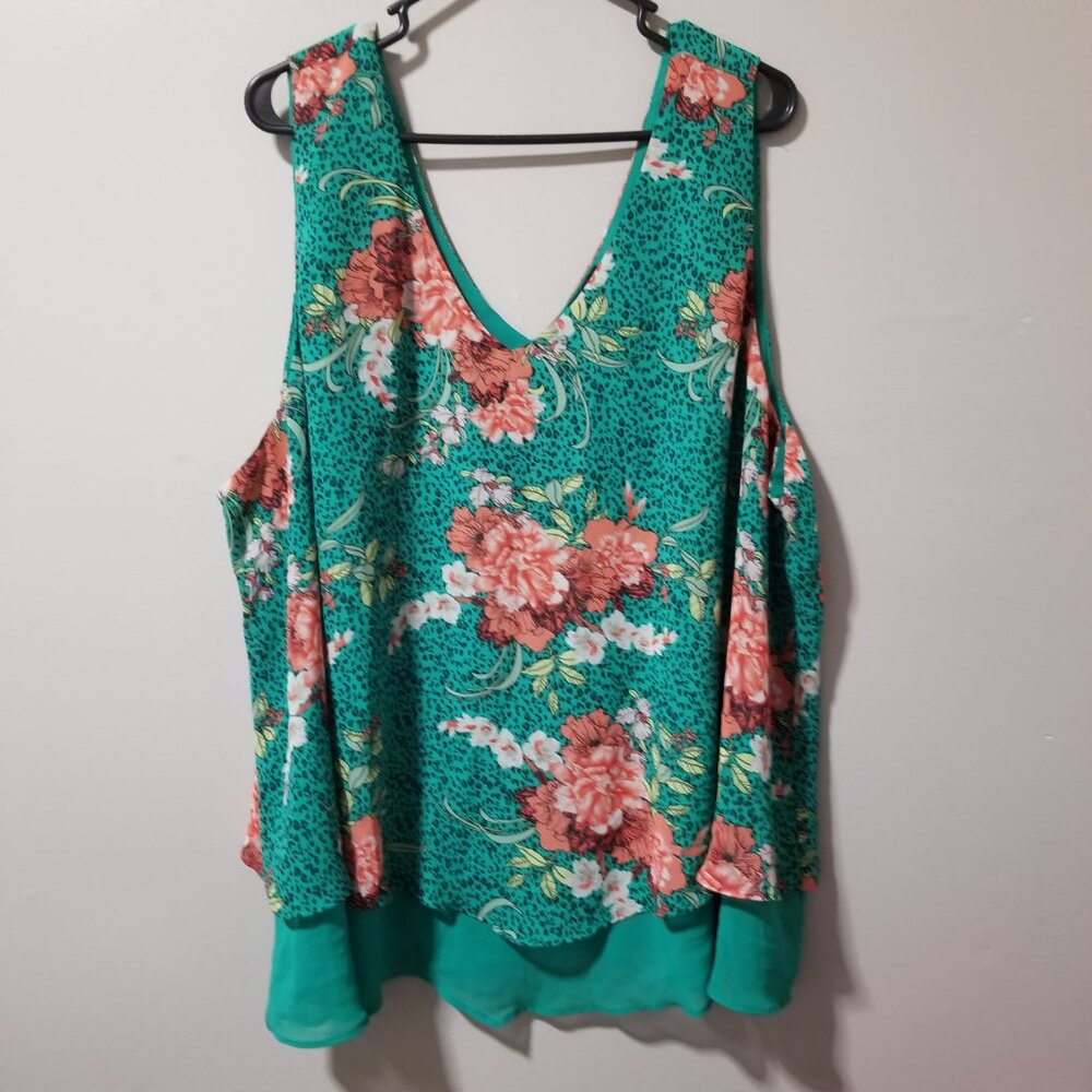 Torrid Women's Blouse 4 (4X) V Neck Green Floral Tank Top Layered